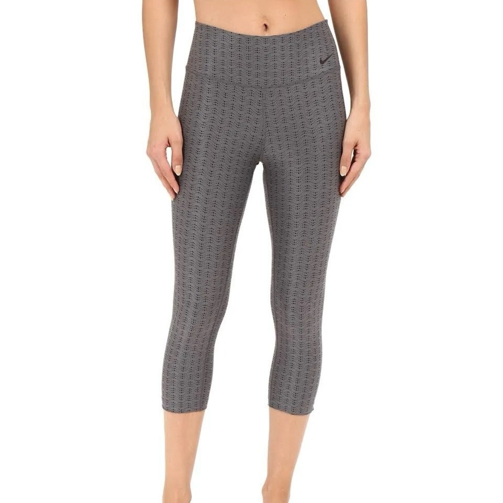 Nike cropped leggings